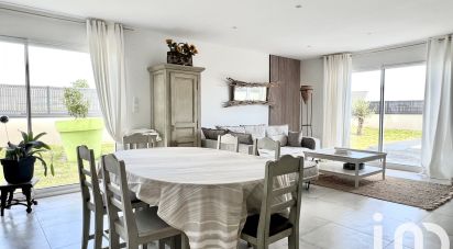 Architectural house 5 rooms of 138 m² in Pessat-Villeneuve (63200)