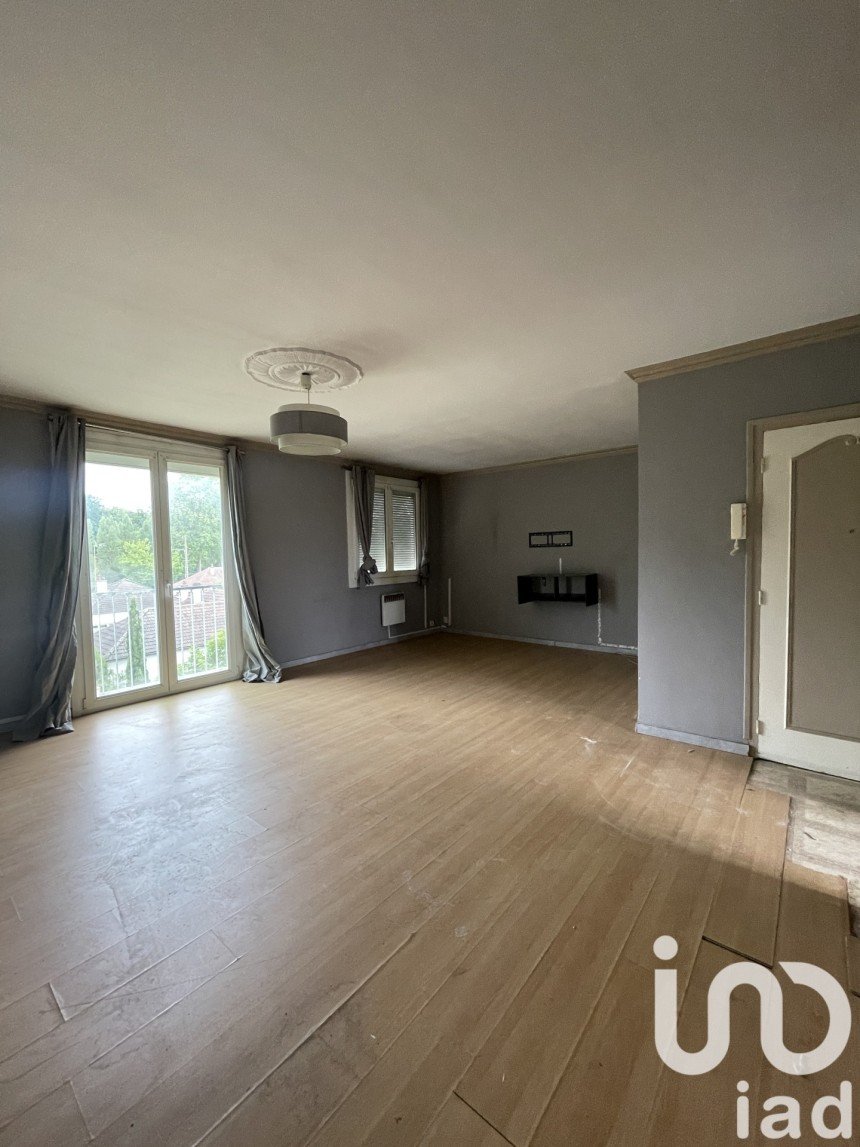 Appartement 4 pièces de 63 m² à Compiègne (60200)