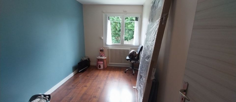 House 6 rooms of 116 m² in Chelles (77500)