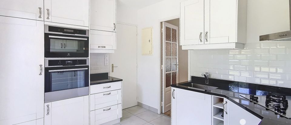 Maison 4 pièces de 112 m² à Cestas (33610)