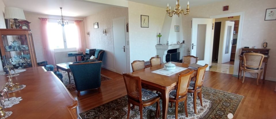 Maison 4 pièces de 97 m² à Neuville-de-Poitou (86170)