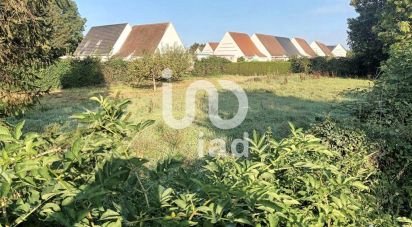 Land of 906 m² in Wardrecques (62120)