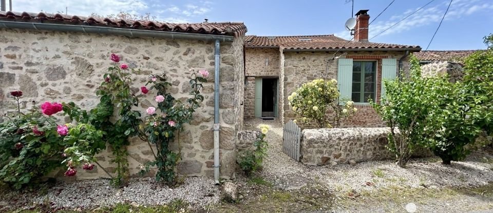 Village house 5 rooms of 134 m² in Boismé (79300)