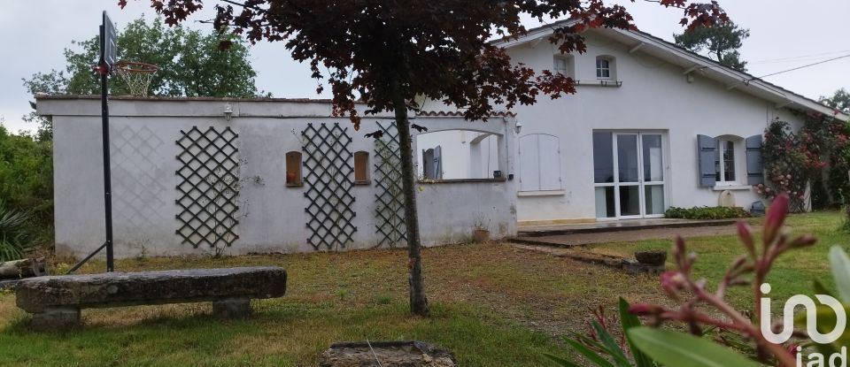 Maison traditionnelle 4 pièces de 155 m² à Samazan (47250)