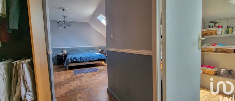 Maison 8 pièces de 200 m² à Morainvilliers (78630)