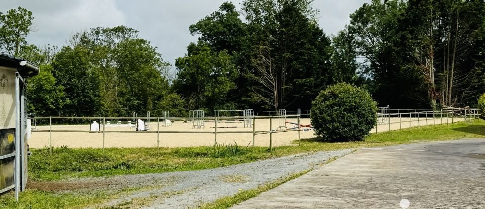 Equestrian facility 5 rooms of 126 m² in Trévières (14710)