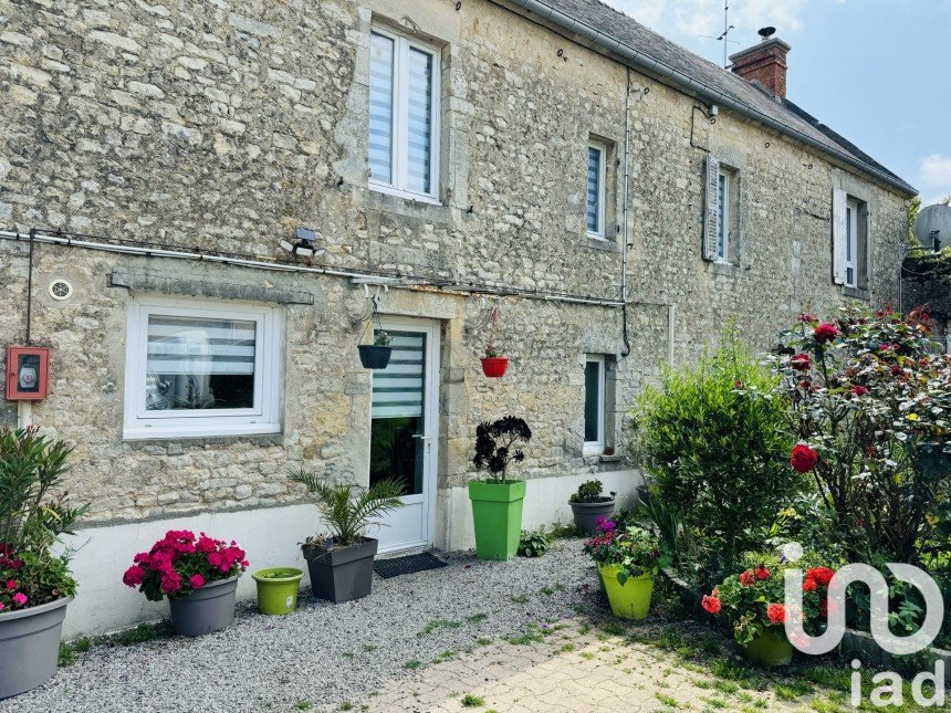 Equestrian facility 5 rooms of 126 m² in Trévières (14710)