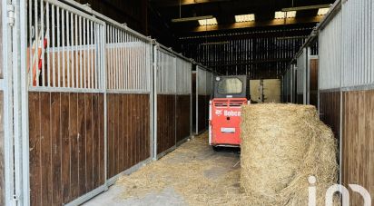 Equestrian facility 5 rooms of 126 m² in Trévières (14710)