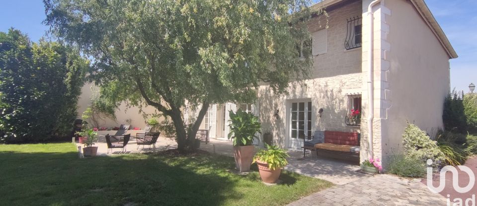 Maison de village 6 pièces de 208 m² à Châlons-en-Champagne (51000)