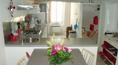 House 4 rooms of 86 m² in Saint-Maximin-la-Sainte-Baume (83470)