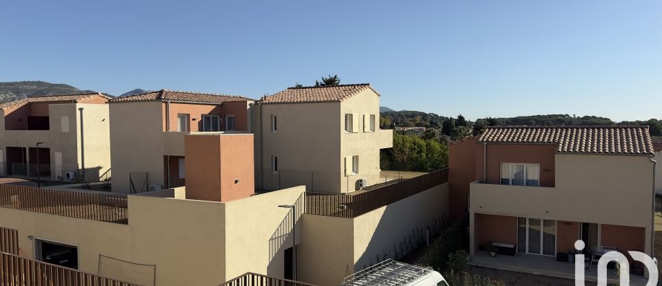 Appartement 2 pièces de 43 m² à Sanary-sur-Mer (83110)