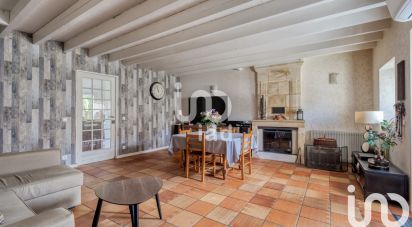 House 4 rooms of 121 m² in Ludon-Médoc (33290)