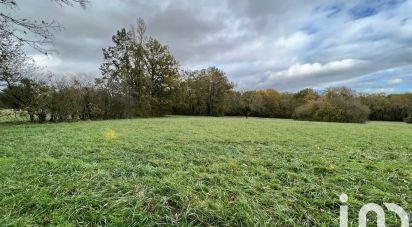 Land of 2,113 m² in Autouillet (78770)