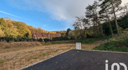 Terrain de 700 m² à Bazoches-sur-Guyonne (78490)