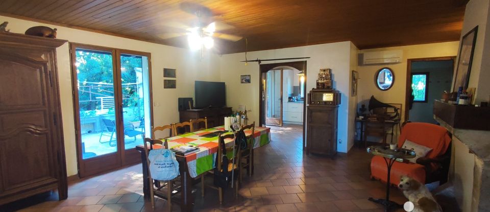 Country house 6 rooms of 99 m² in Tressan (34230)