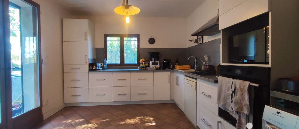 Country house 6 rooms of 99 m² in Tressan (34230)