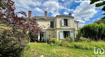 House 8 rooms of 180 m² in Saint-Sulpice-de-Favières (91910)