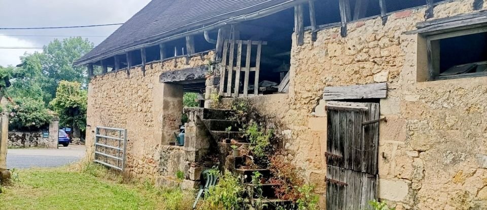 Barn conversion 2 rooms of 300 m² in La Chapelle-aux-Saints (19120)