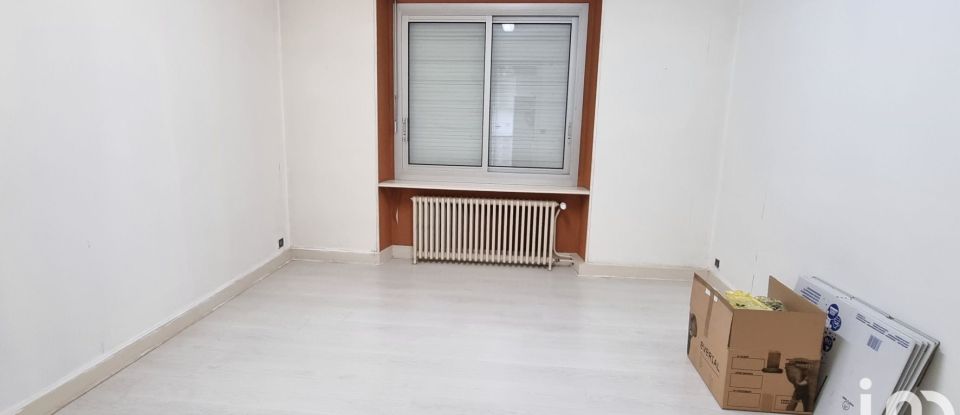 Maison 10 pièces de 229 m² à Mazamet (81200)