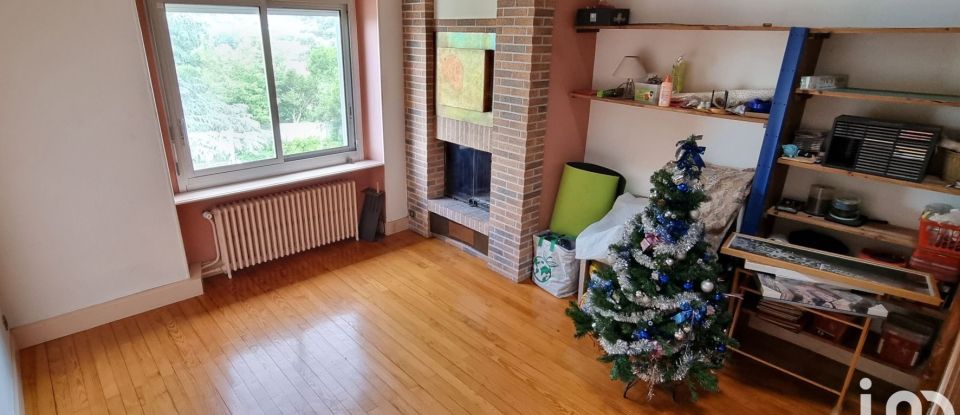 Maison 10 pièces de 229 m² à Mazamet (81200)