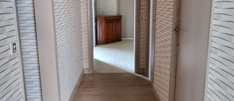 Maison 3 pièces de 99 m² à Mazamet (81200)