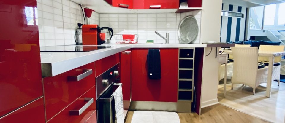 Appartement 4 pièces de 94 m² à Bordeaux (33000)