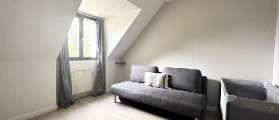 Maison 5 pièces de 132 m² à Vaux-le-Pénil (77000)