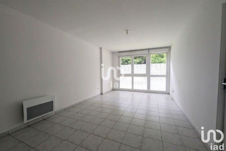 Apartment 2 rooms of 46 m² in Hénin-Beaumont (62110)