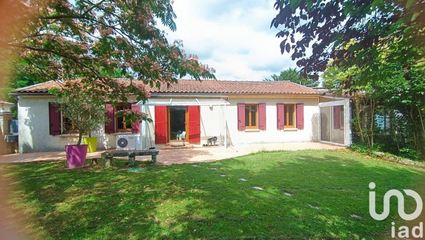 Maison 5 pièces de 172 m² à Bayon-sur-Gironde (33710)