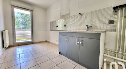 Appartement 3 pièces de 65 m² à Saint-Étienne (42000)