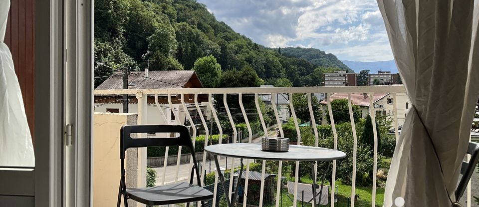 Apartment 4 rooms of 84 m² in Gières (38610)