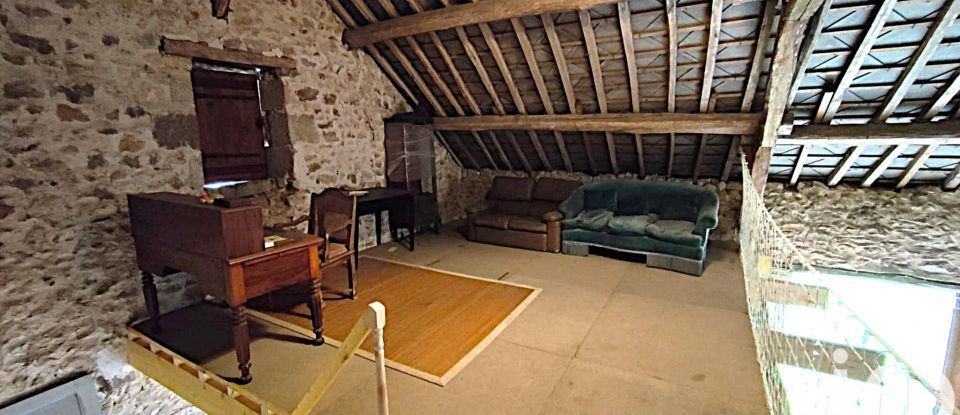 Barn conversion 1 room of 95 m² in Prasville (28150)