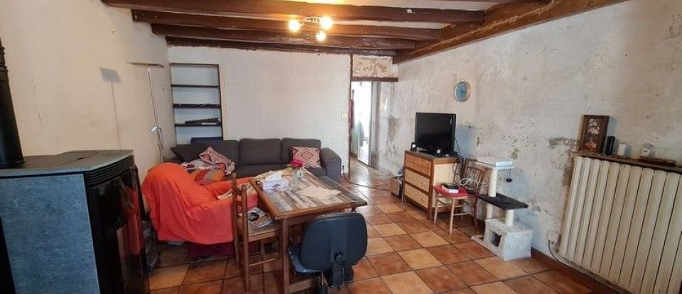 Maison 4 pièces de 90 m² à Saintes (17100)