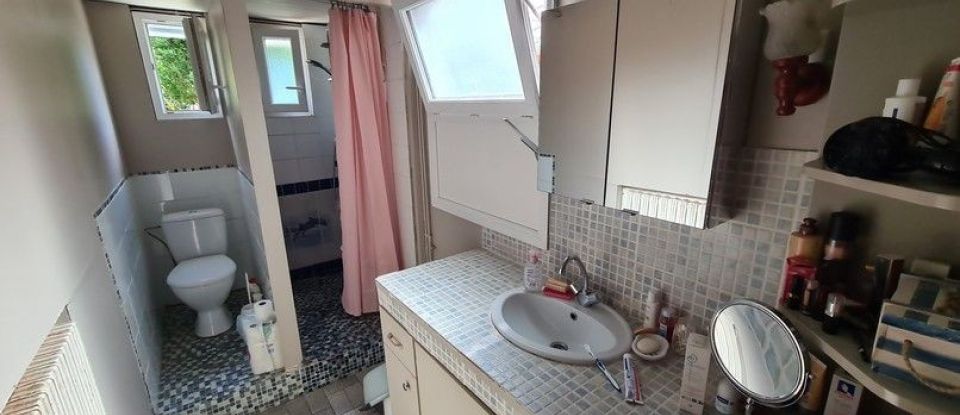 Maison 4 pièces de 90 m² à Saintes (17100)