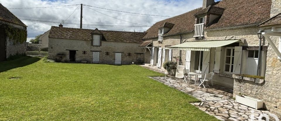 House 10 rooms of 240 m² in Château-Landon (77570)