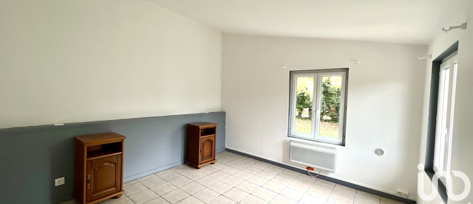 Maison 5 pièces de 90 m² à Saint-Paulet-de-Caisson (30130)