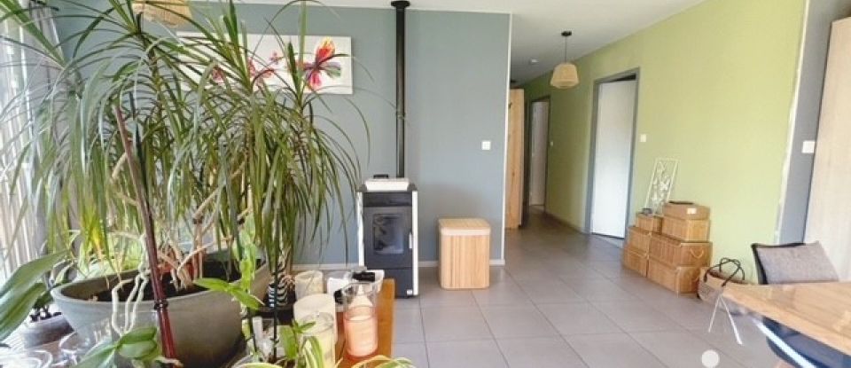 House 5 rooms of 98 m² in Charmois-l'Orgueilleux (88270)