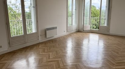 Apartment 1 room of 40 m² in Bar-sur-Aube (10200)