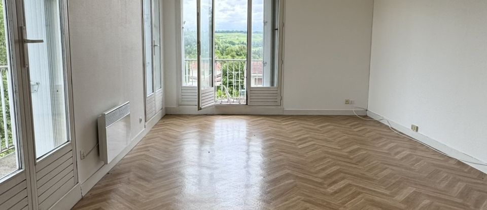 Apartment 1 room of 40 m² in Bar-sur-Aube (10200)