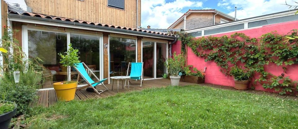 Maison 6 pièces de 105 m² à Bègles (33130)