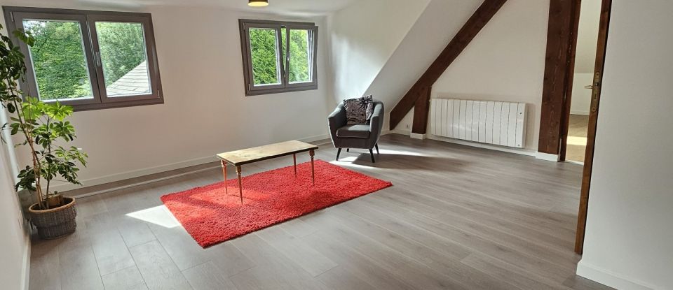 Maison 8 pièces de 219 m² à Quincampoix (76230)