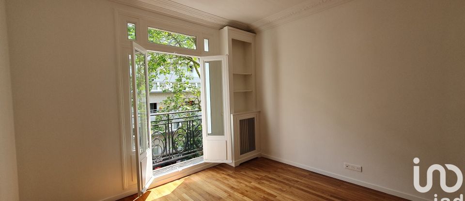 Apartment 3 rooms of 65 m² in Paris (75012)