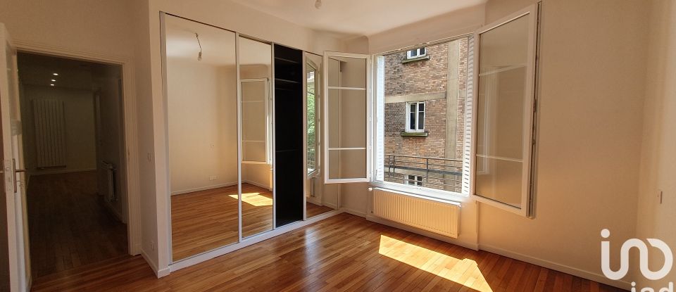 Apartment 3 rooms of 65 m² in Paris (75012)