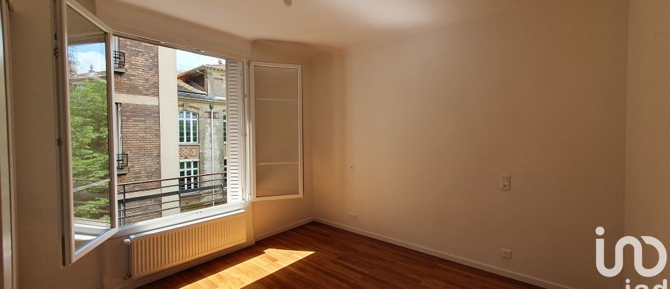 Apartment 3 rooms of 65 m² in Paris (75012)