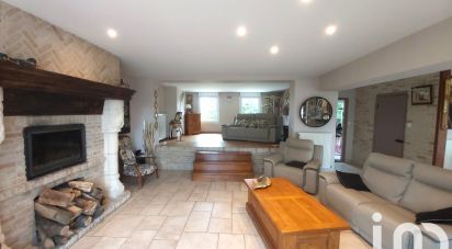 Country house 5 rooms of 265 m² in Quaëdypre (59380)