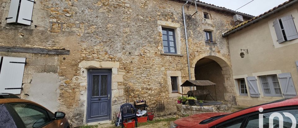 House 5 rooms of 117 m² in La Rochefoucauld (16110)