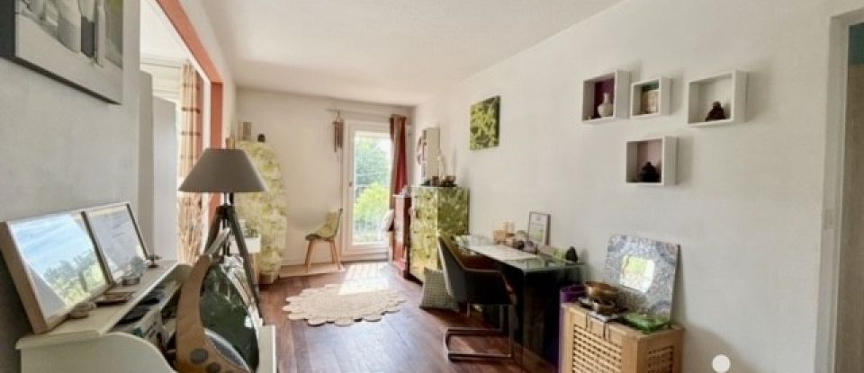 Apartment 4 rooms of 72 m² in Gradignan (33170)