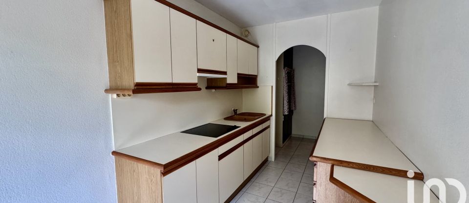 Apartment 5 rooms of 93 m² in Rezé (44400)