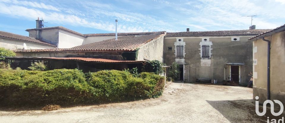 House 9 rooms of 287 m² in Saint-Laurent-de-Cognac (16100)