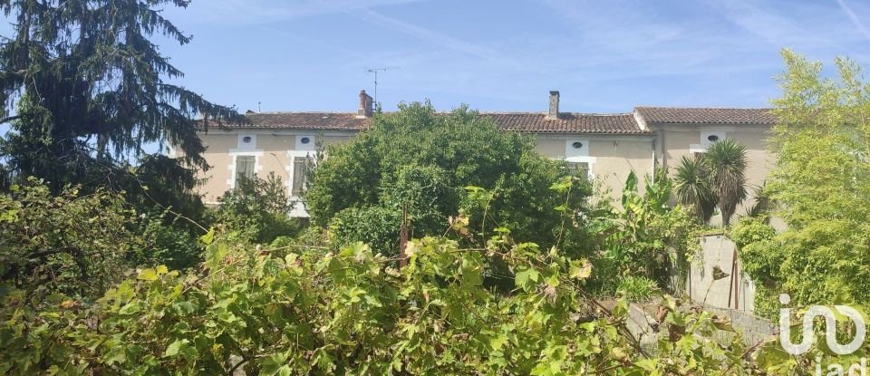 House 9 rooms of 287 m² in Saint-Laurent-de-Cognac (16100)